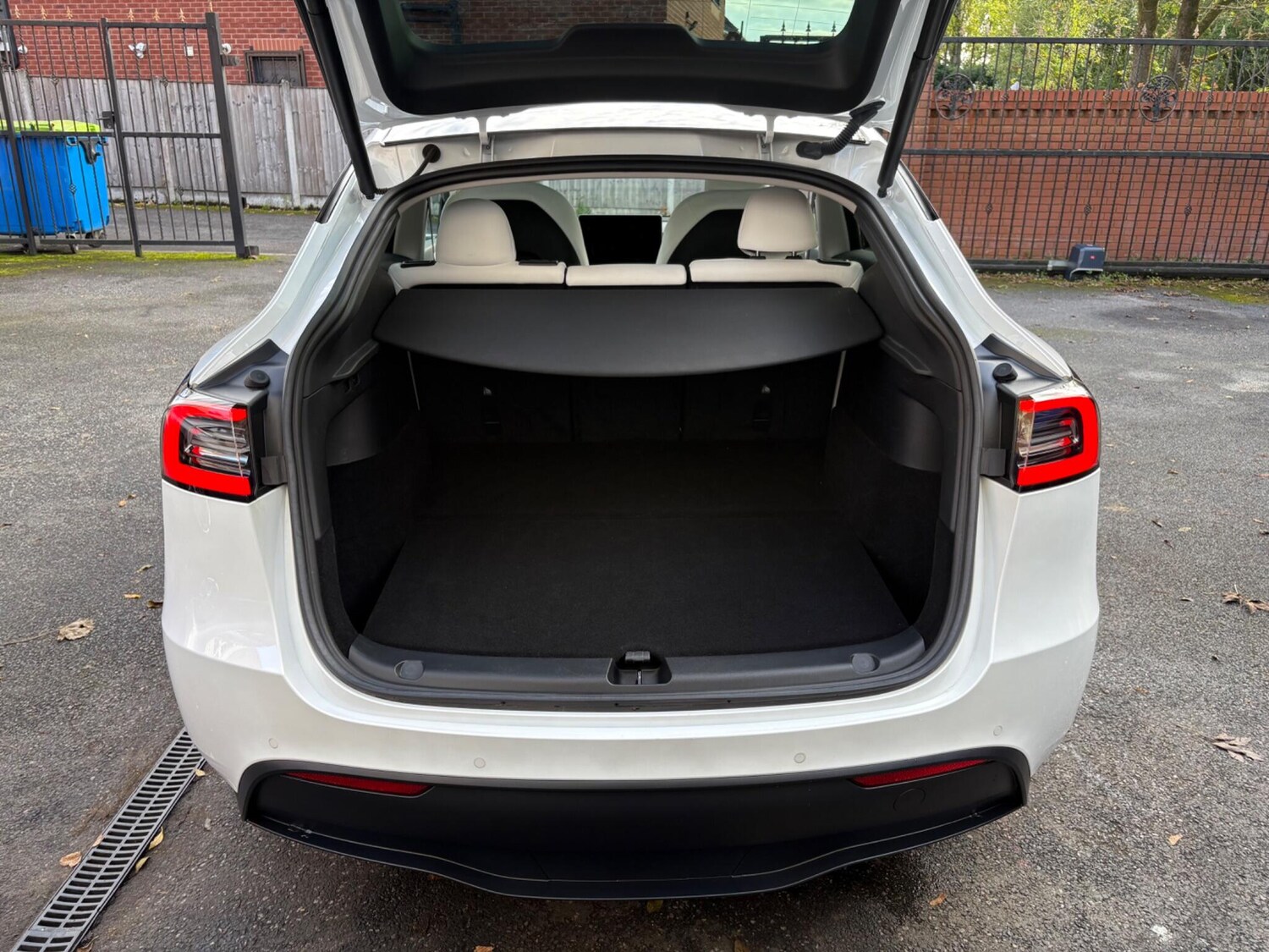 Used Tesla Model Y 2022 for sale - 76360935: Photo 15