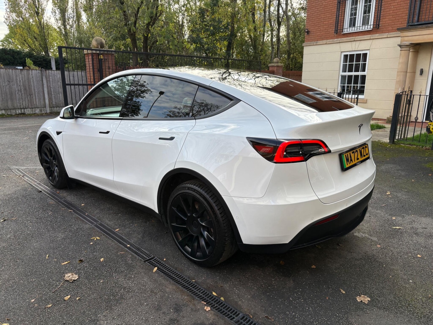 Used Tesla Model Y 2022 for sale - 76360935: Photo 9