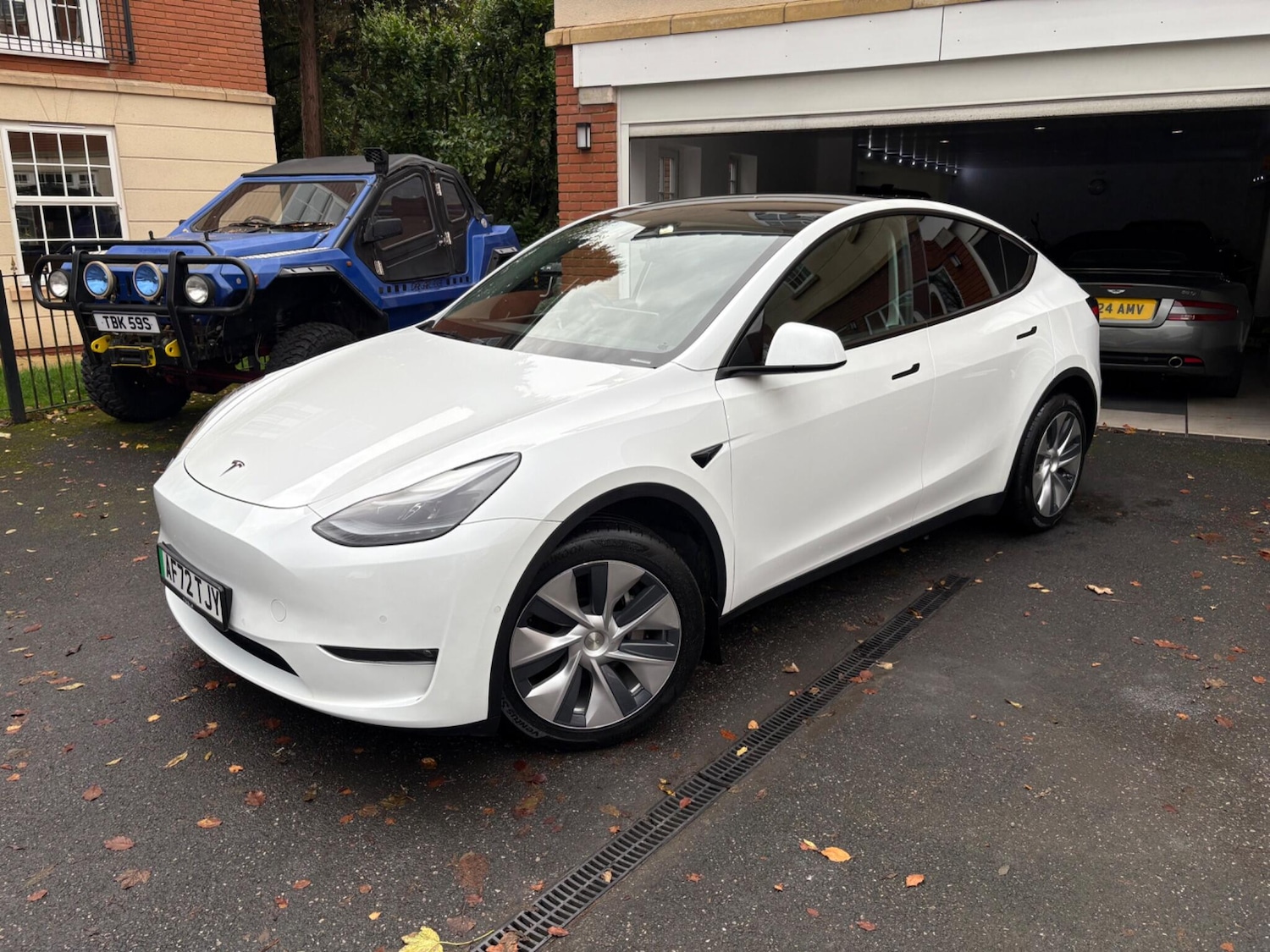 Used Tesla Model Y 2022 for sale - 76521786: Photo 2