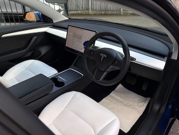 Used Tesla Model 3 2021 for sale - 77838925: Photo