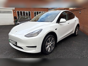 Used Tesla Model Y 2022 for sale - 76689190: Photo