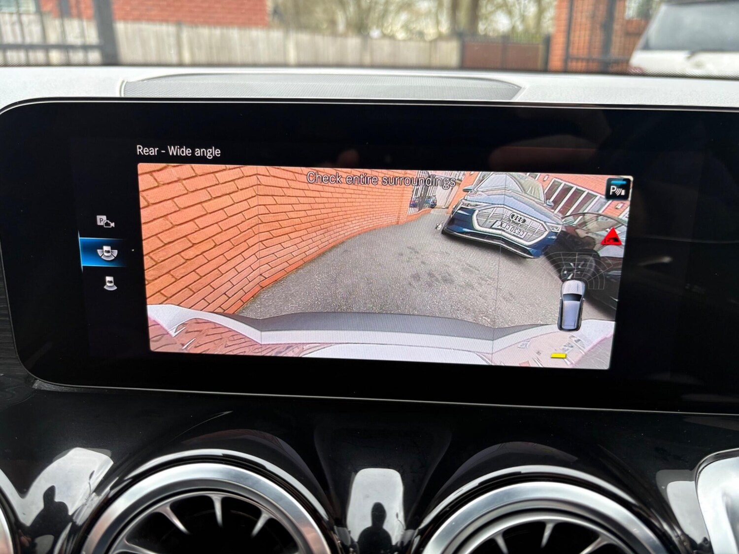 Used Mercedes-Benz EQB 2023 for sale - 77784032: Photo 20