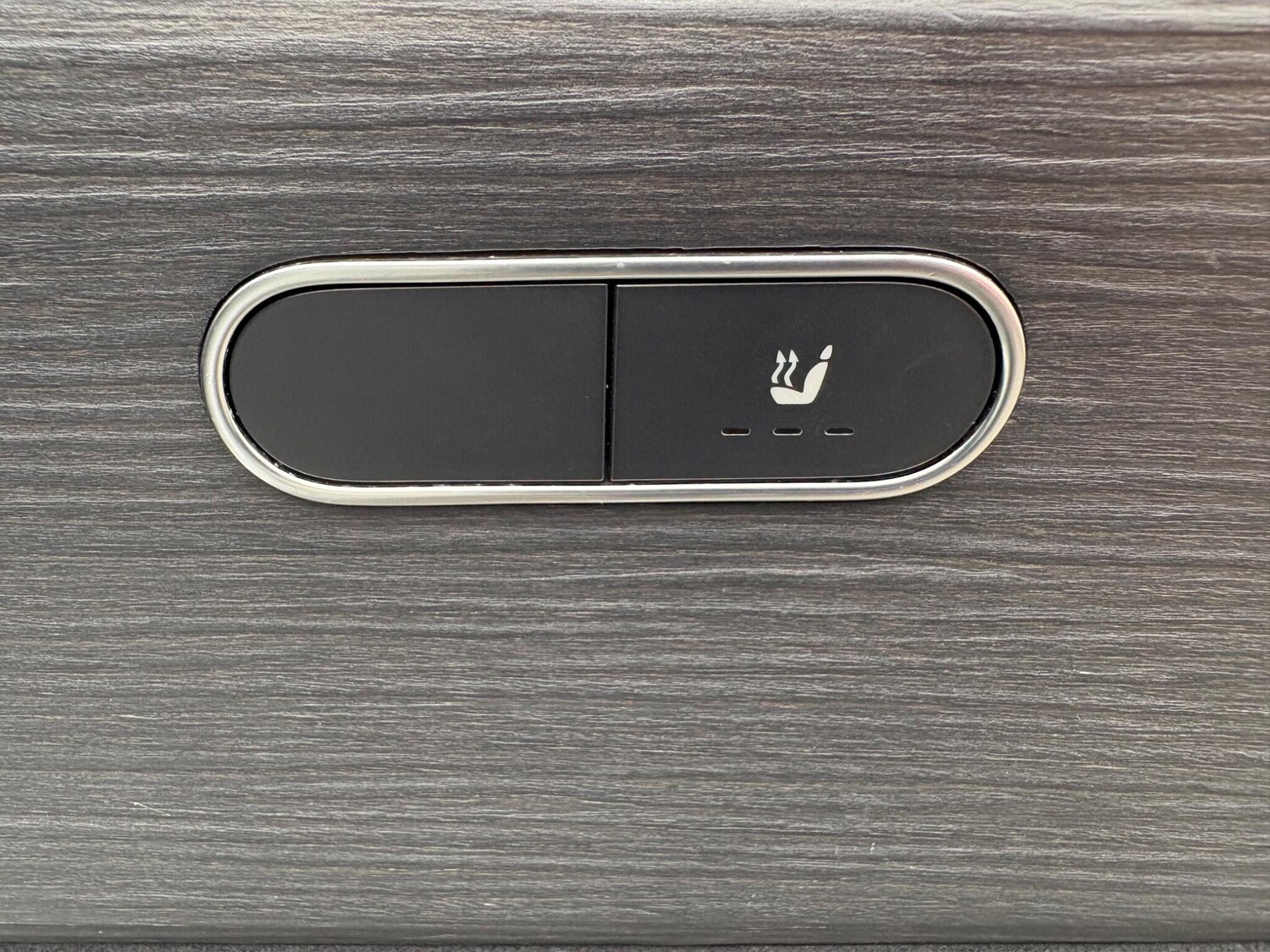 Used Mercedes-Benz EQB 2023 for sale - 77784032: Photo 9