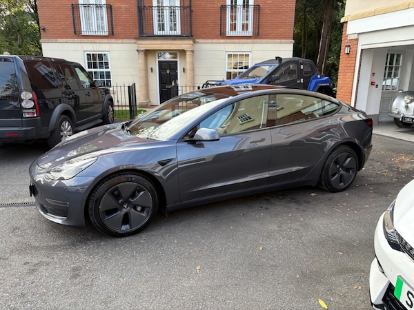 Used Tesla Model 3 2021 for sale - 76246795: Photo 6