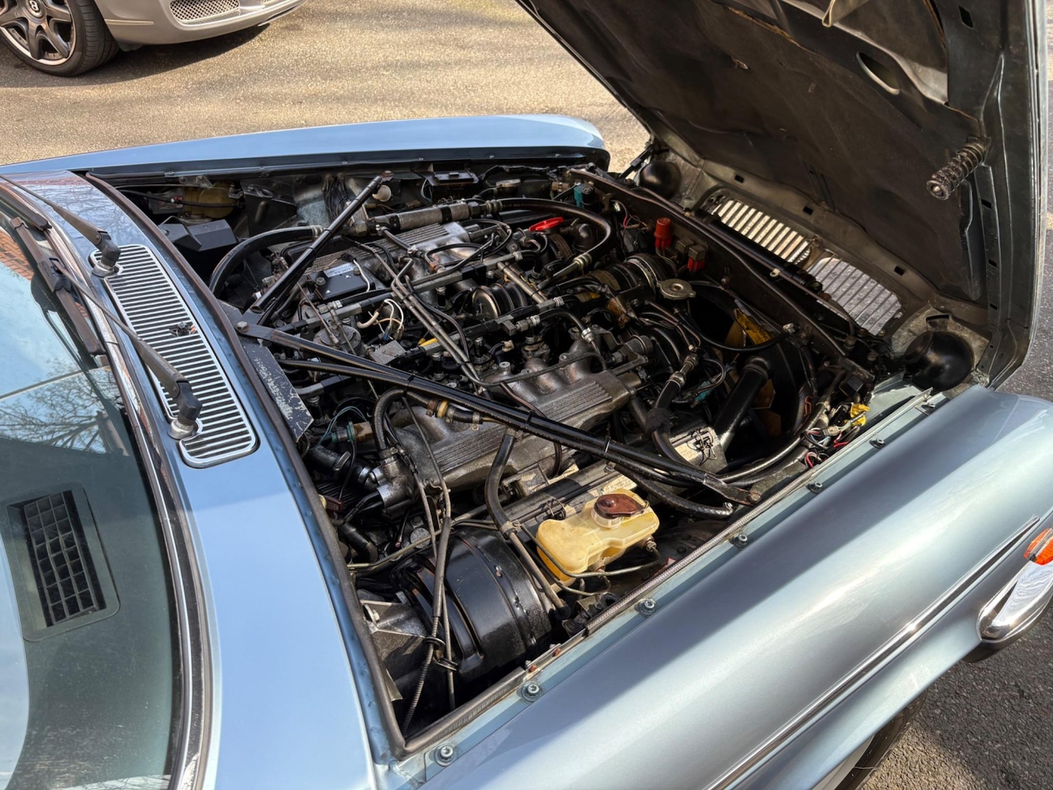 Vehicle 27
