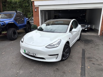 Tesla - Model 3