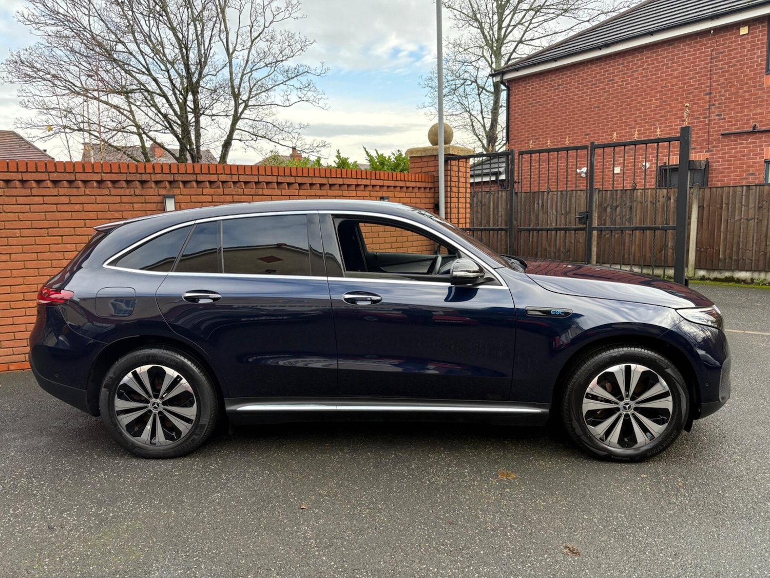 Used Mercedes-Benz EQC 2021 for sale - 76839496: Photo 3