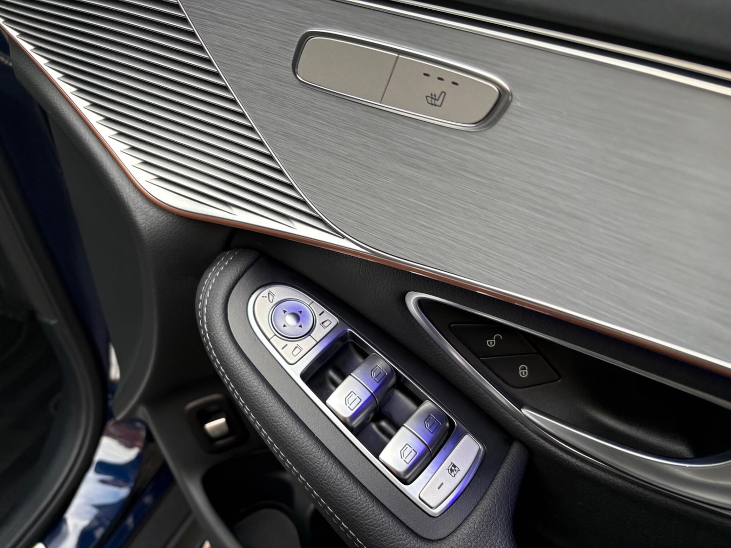 Used Mercedes-Benz EQC 2021 for sale - 76839496: Photo 9