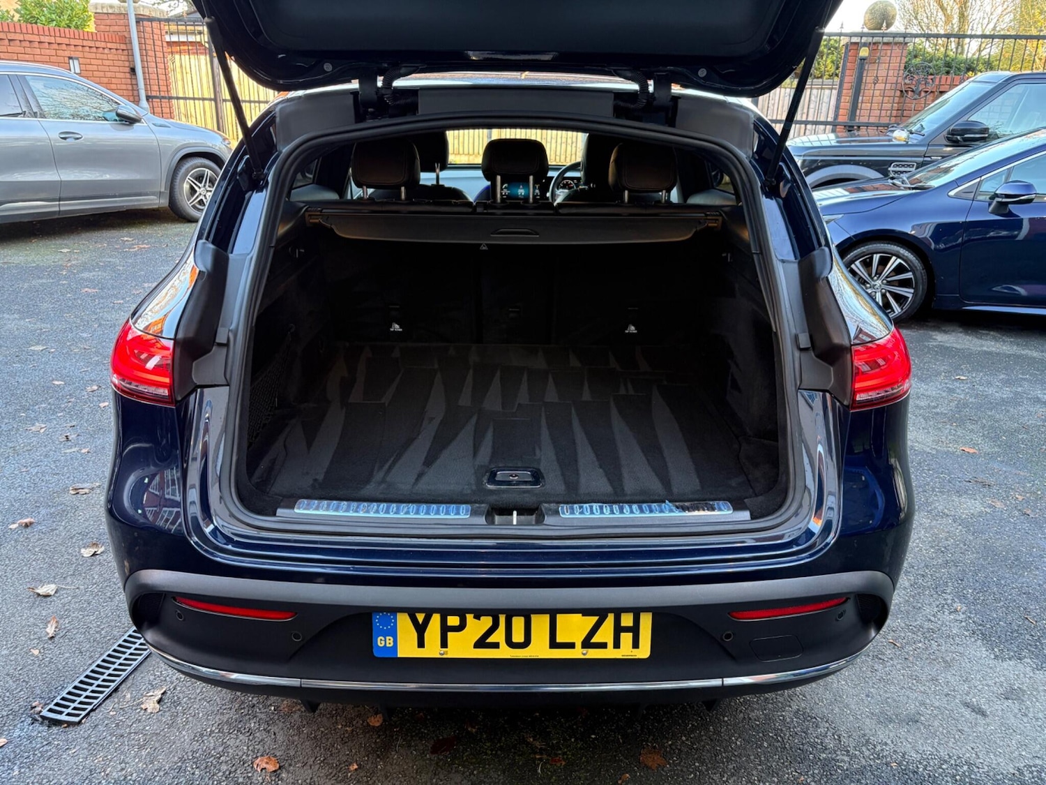 Used Mercedes-Benz EQC 2020 for sale - 76632768: Photo 17