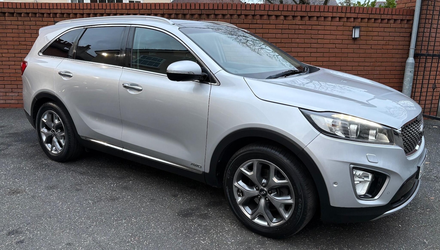 Used Kia Sorento 2015 for sale - 77081766: Photo 2