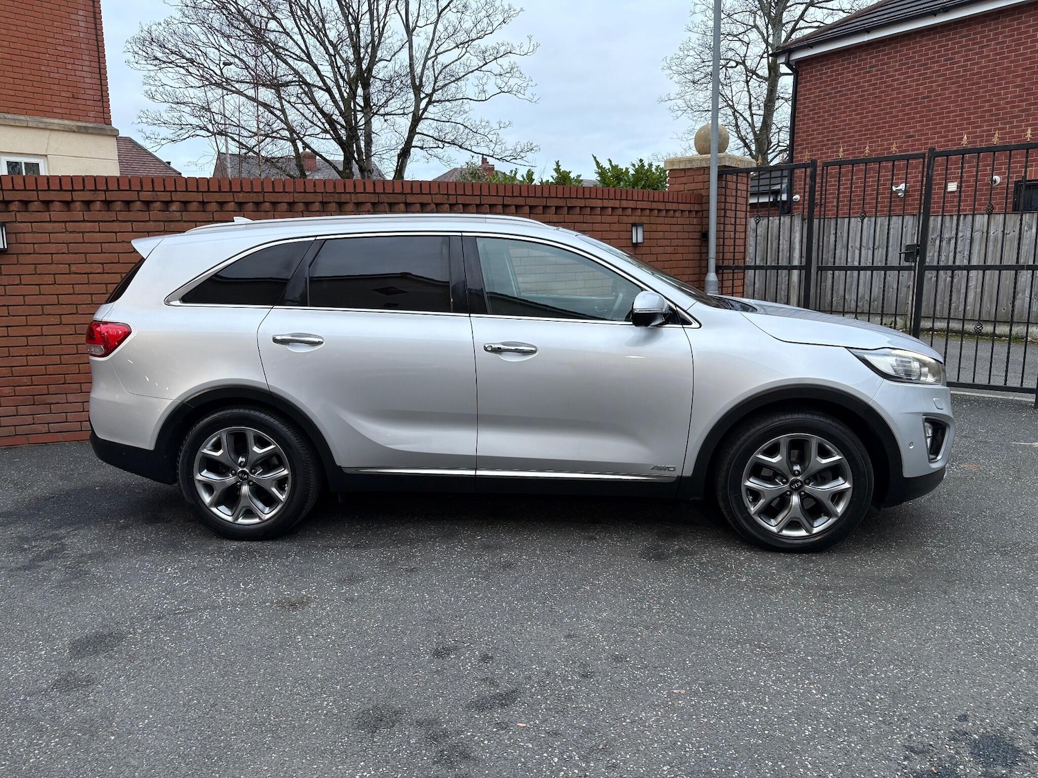 Used Kia Sorento 2015 for sale - 77081766: Photo 3