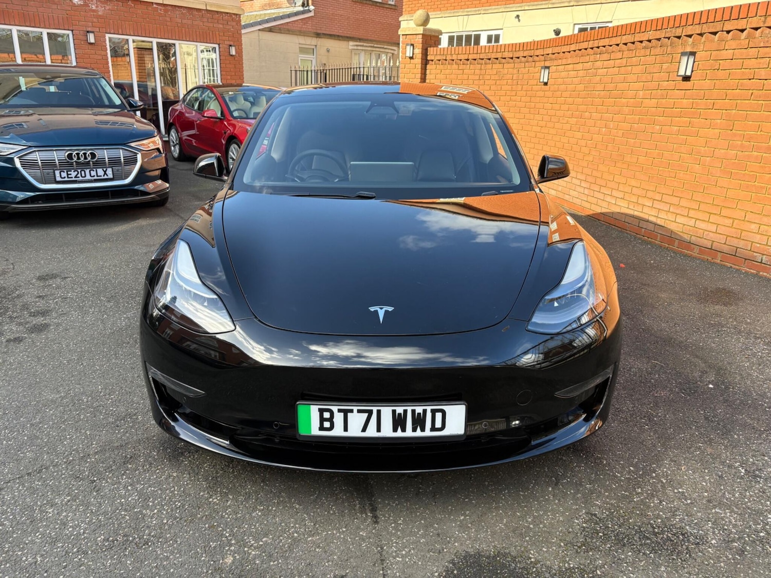 Used Tesla Model 3 2021 for sale - 77838928: Photo 2