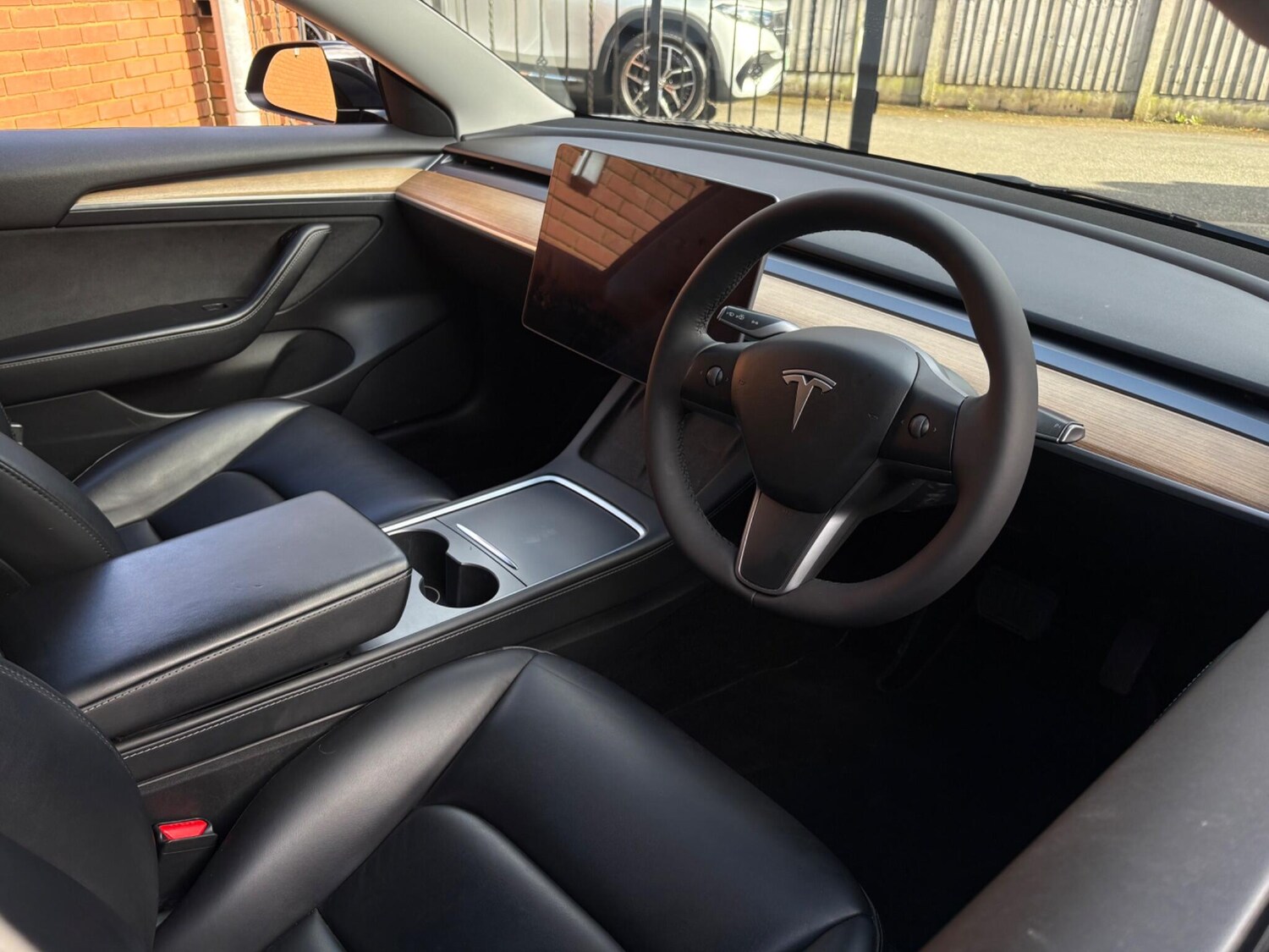 Used Tesla Model 3 2021 for sale - 77838928: Photo 9