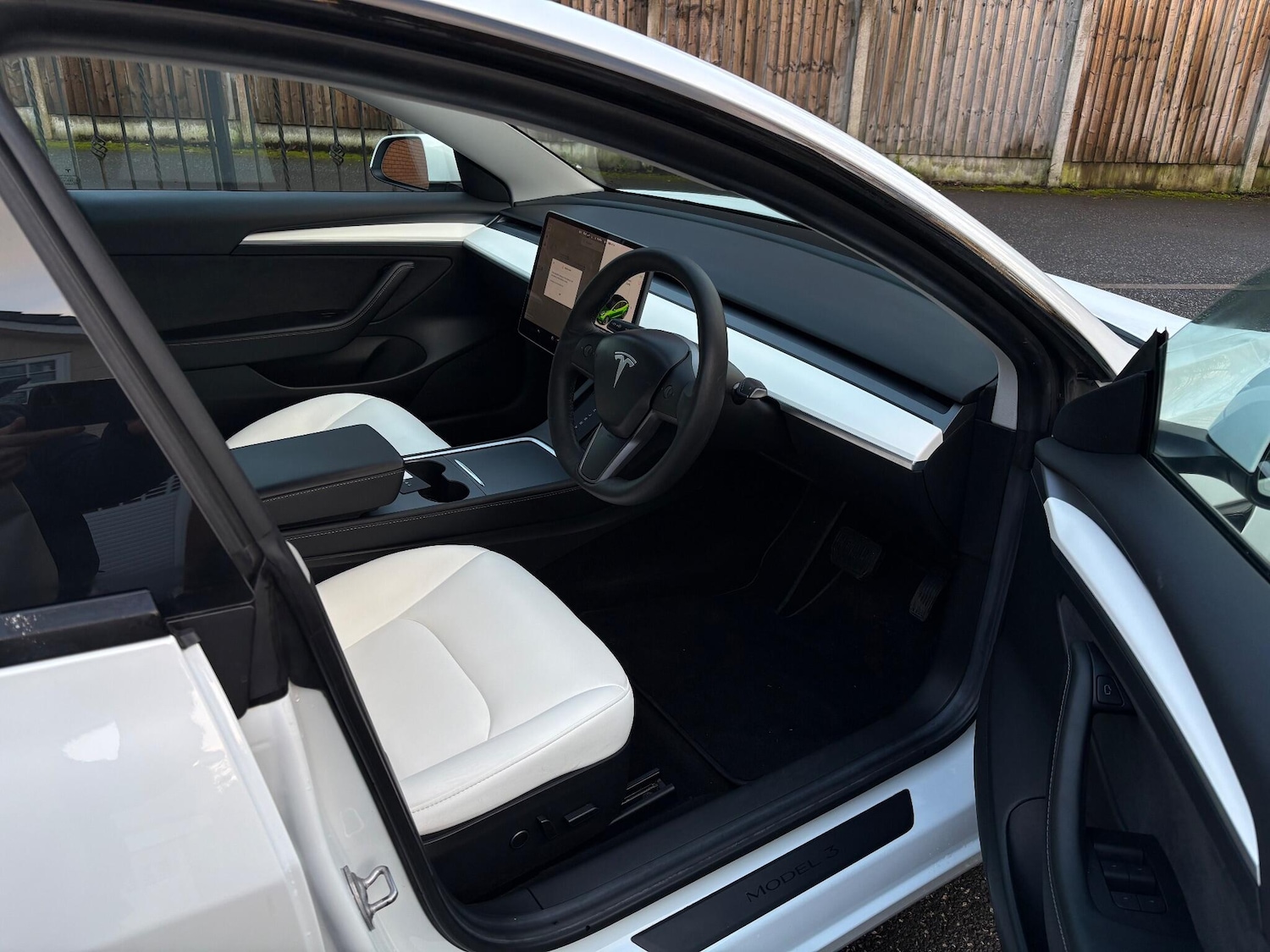 Used Tesla Model 3 2021 for sale - 77203477: Photo 8