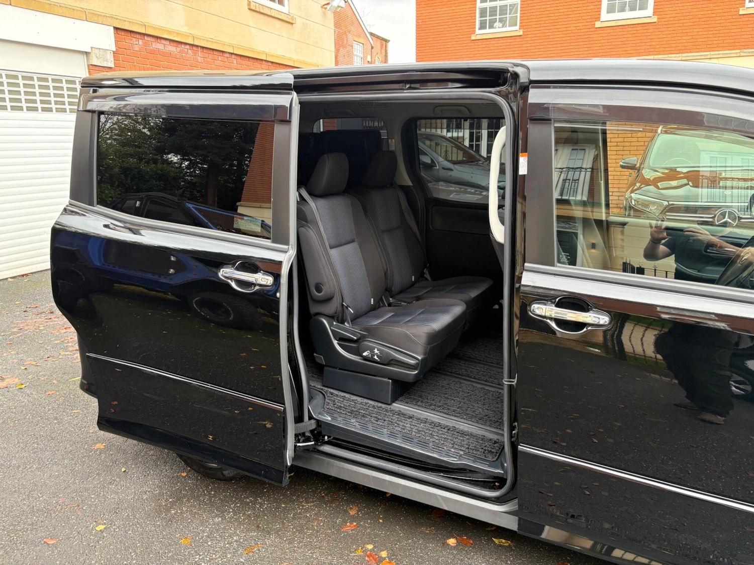 Used Toyota Voxy 2023 for sale - 76522372: Photo 21