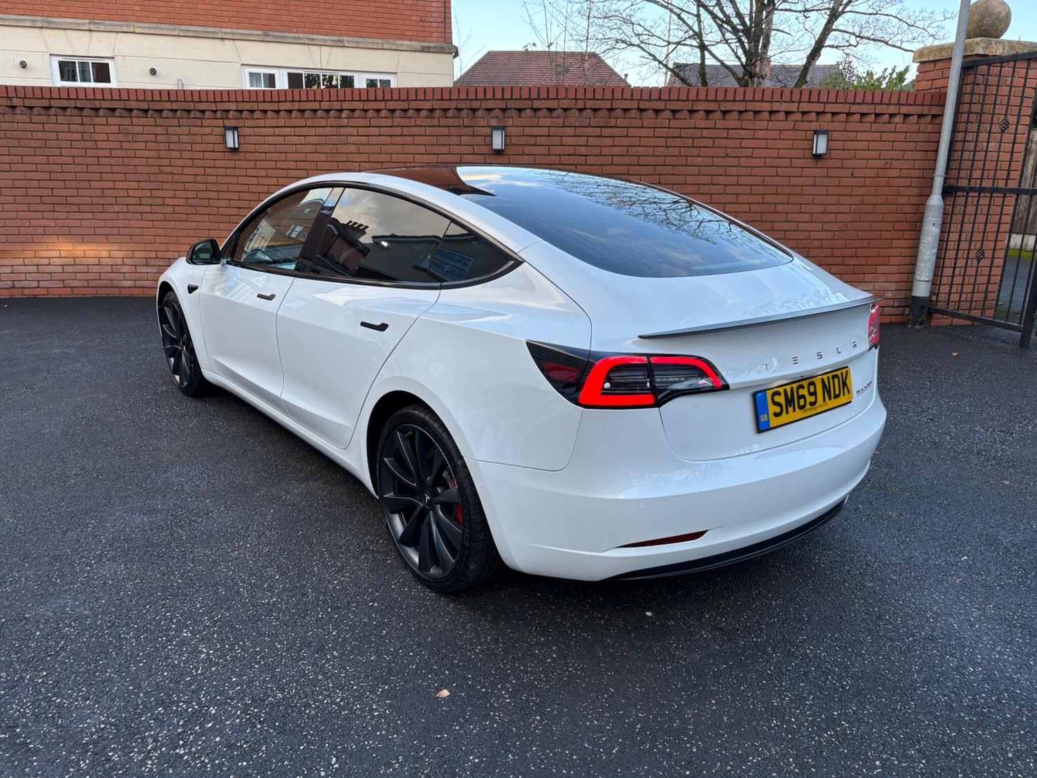 Used Tesla Model 3 2019 for sale - 76688582: Photo 18