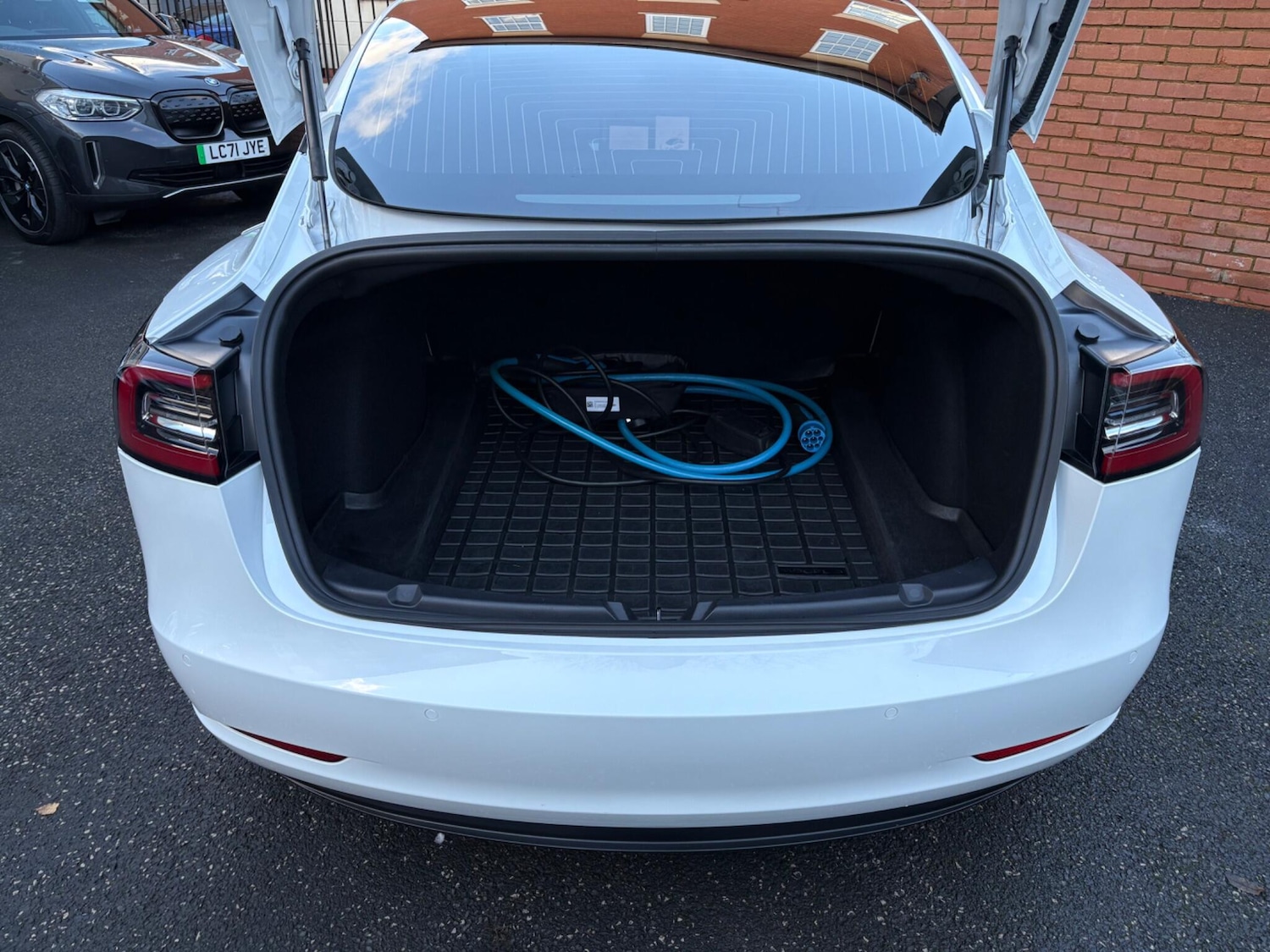 Used Tesla Model 3 2019 for sale - 76688582: Photo 25