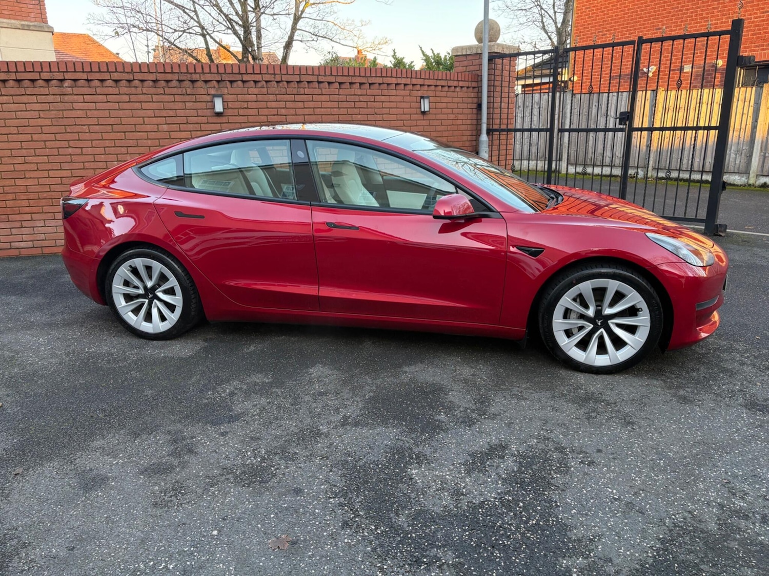 Used Tesla Model 3 2020 for sale - 76633567: Photo 3