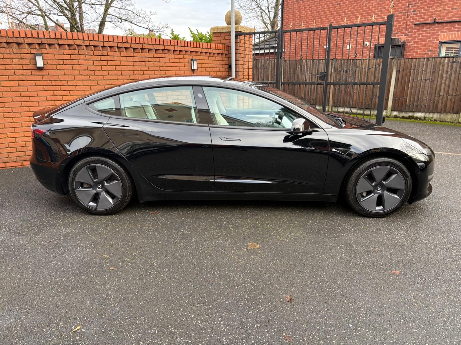 Used Tesla Model 3 2021 for sale - 76839790: Photo 20