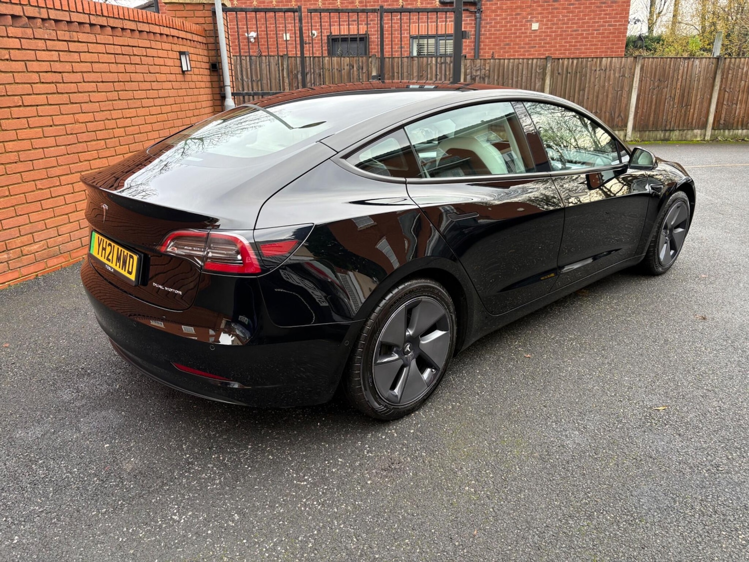 Used Tesla Model 3 2021 for sale - 76839790: Photo 4
