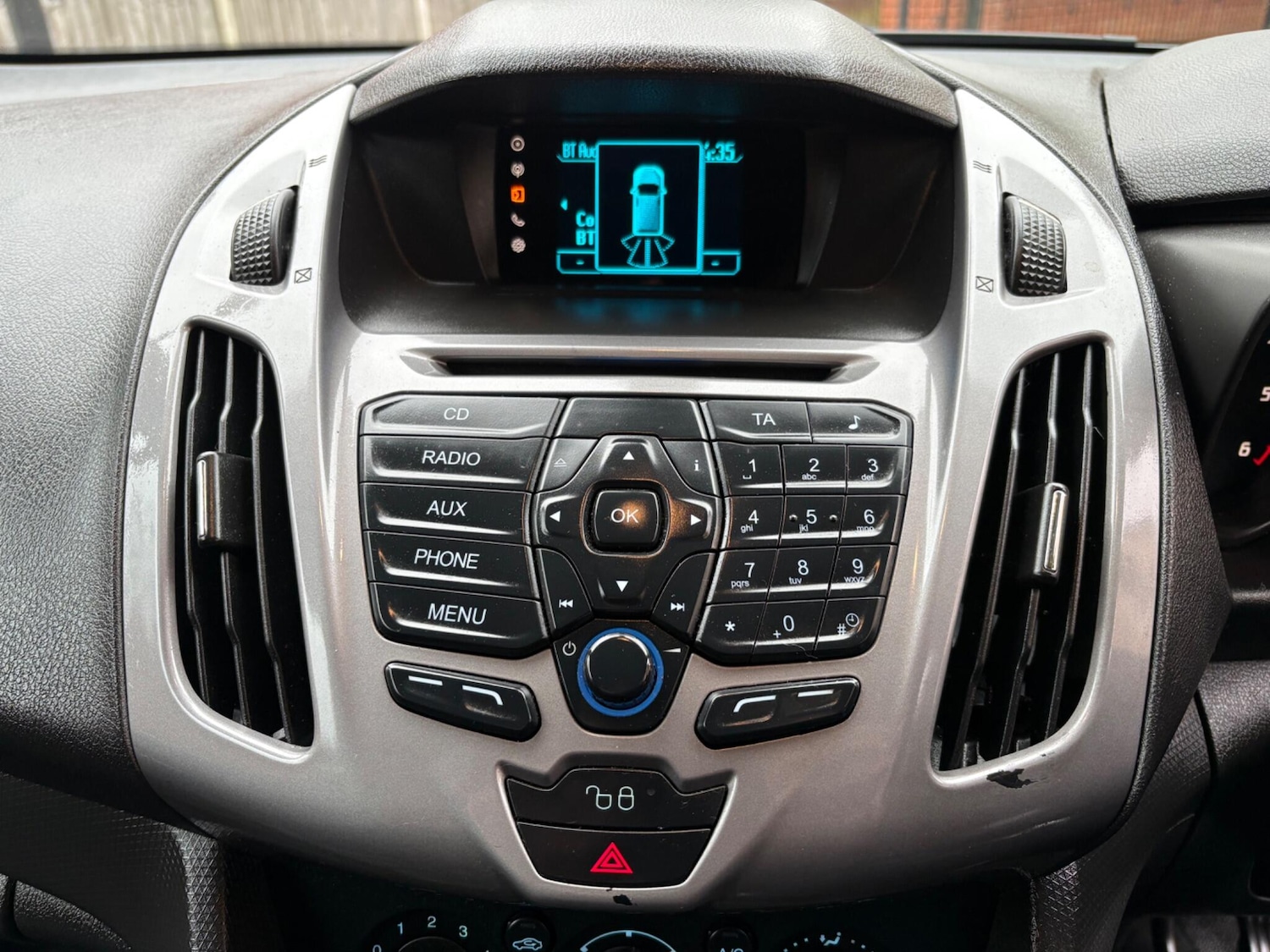 Used Ford Transit Connect 2017 for sale - 77291235: Photo 9