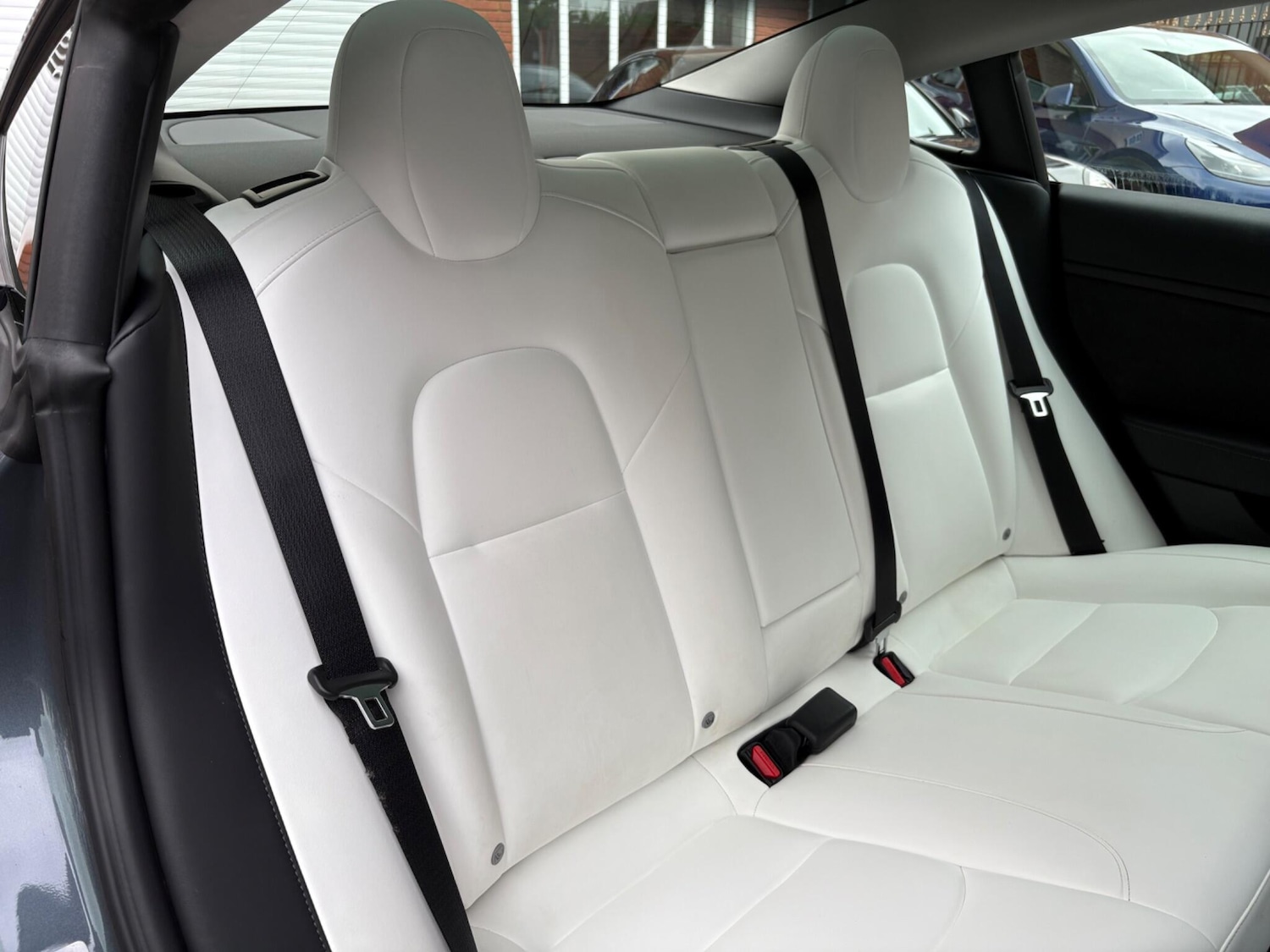 Used Tesla Model 3 2021 for sale - 76240192: Photo 11