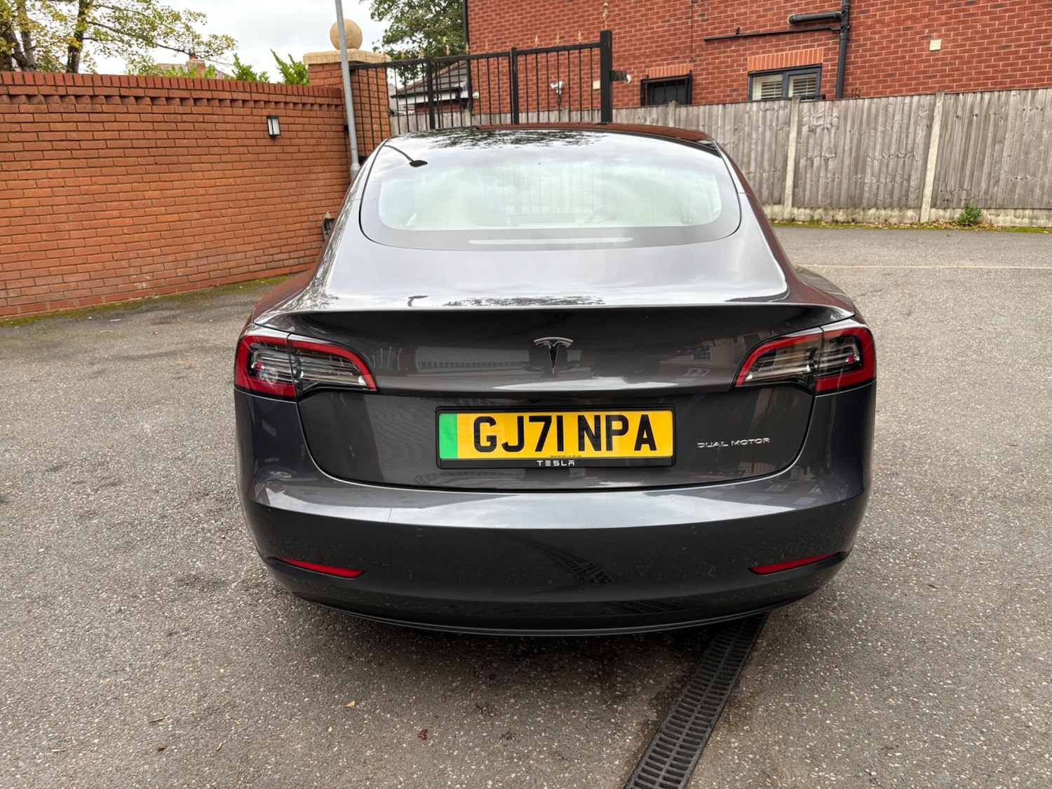 Used Tesla Model 3 2021 for sale - 76240192: Photo 12