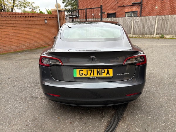 Used Tesla Model 3 2021 for sale - 76240192: Photo 12