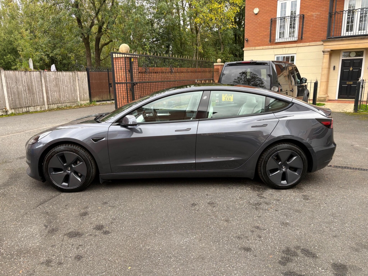 Used Tesla Model 3 2021 for sale - 76240192: Photo 16