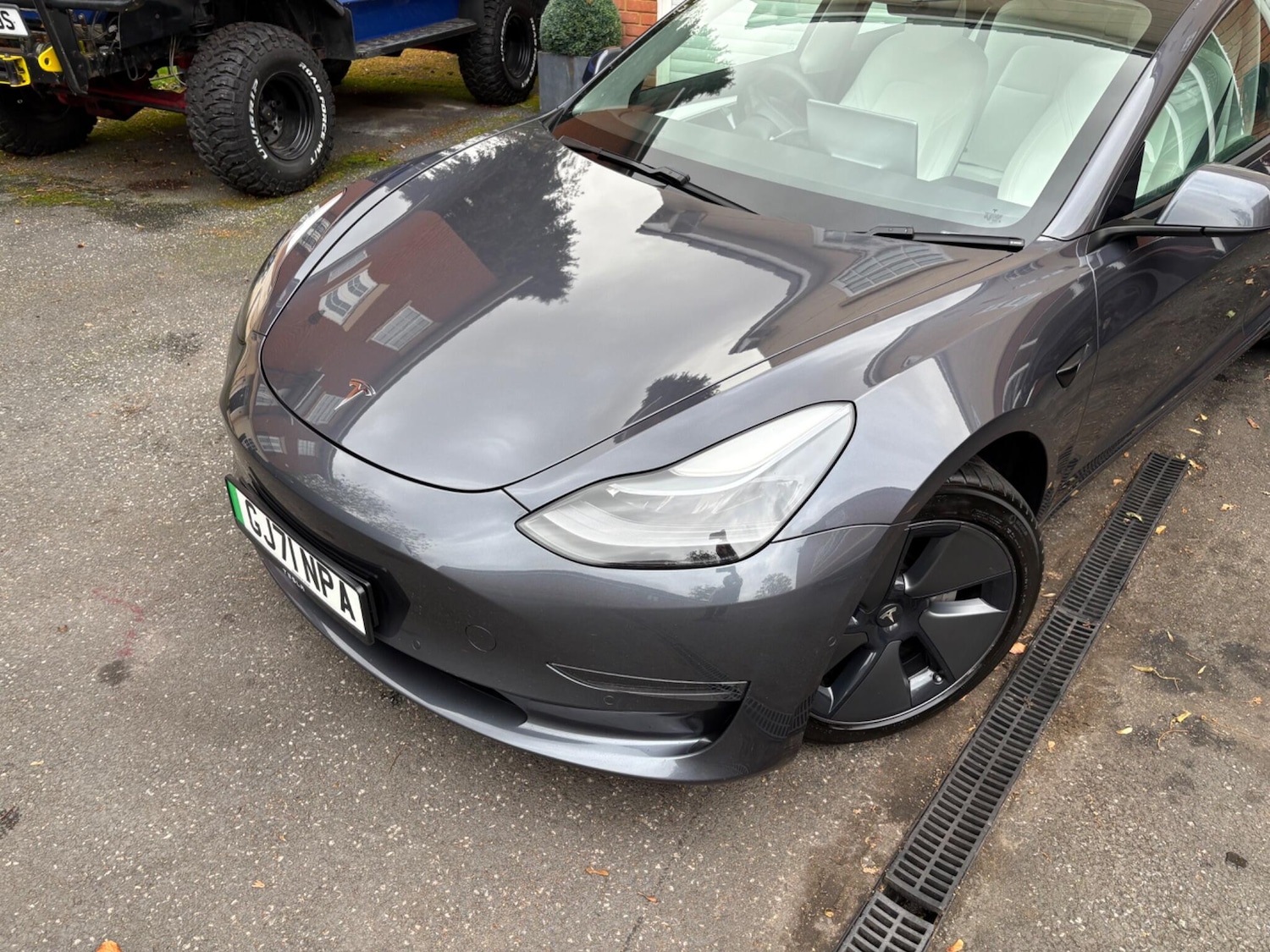 Used Tesla Model 3 2021 for sale - 76240192: Photo 3