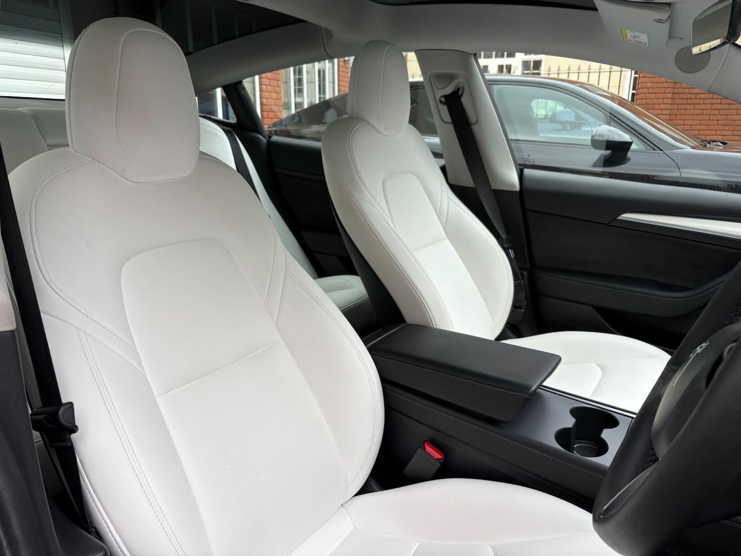 Used Tesla Model 3 2021 for sale - 76240192: Photo 4