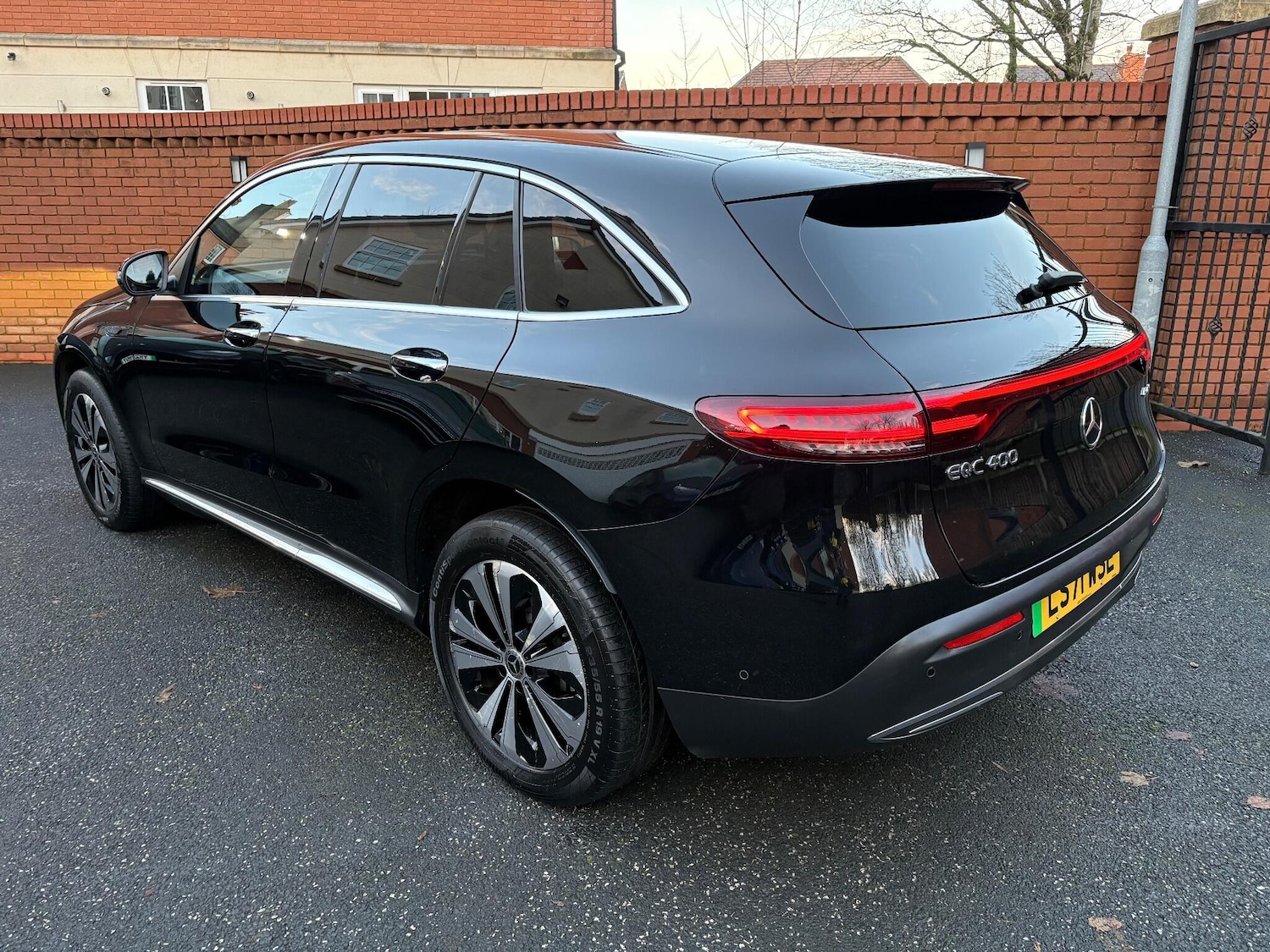 Used Mercedes-Benz EQC 2021 for sale - 76991430: Photo 3