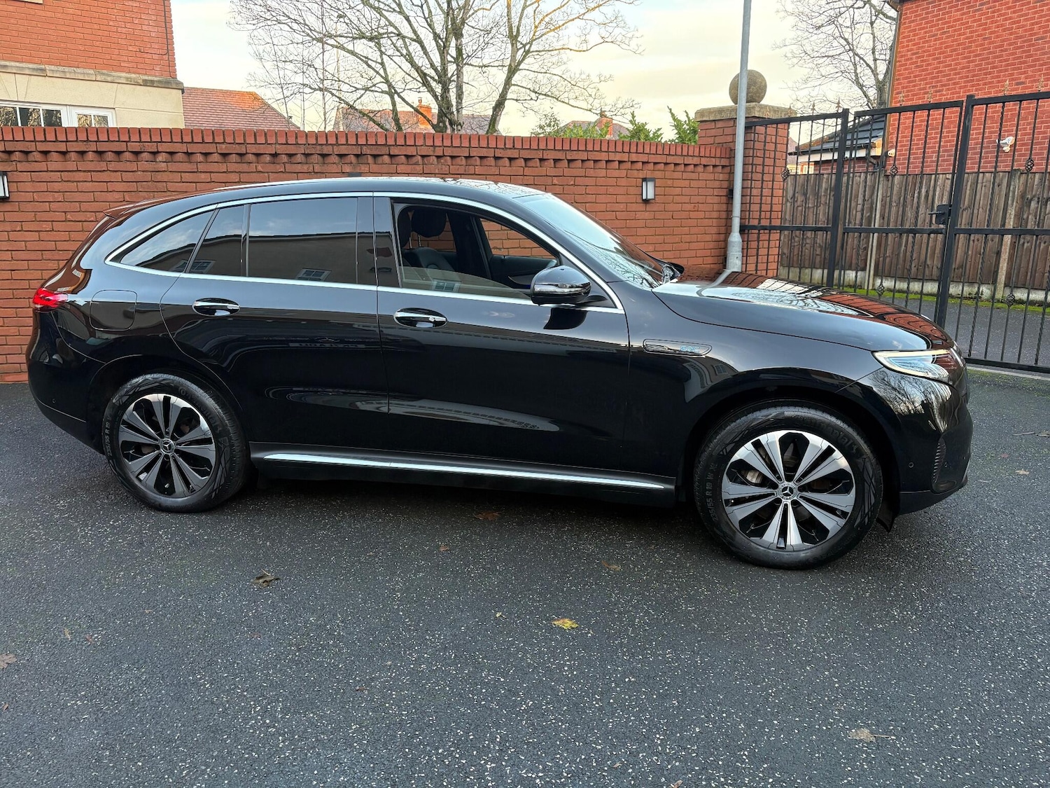 Used Mercedes-Benz EQC 2021 for sale - 76991430: Photo 6