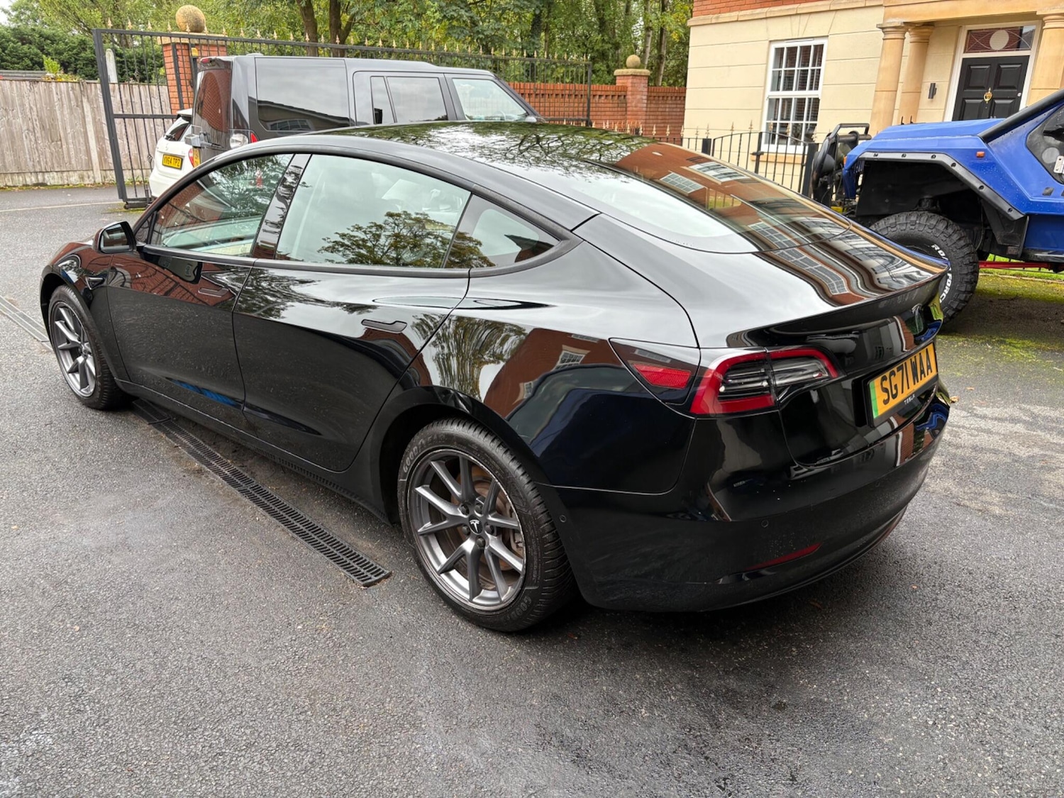 Used Tesla Model 3 2021 for sale - 76136401: Photo 13
