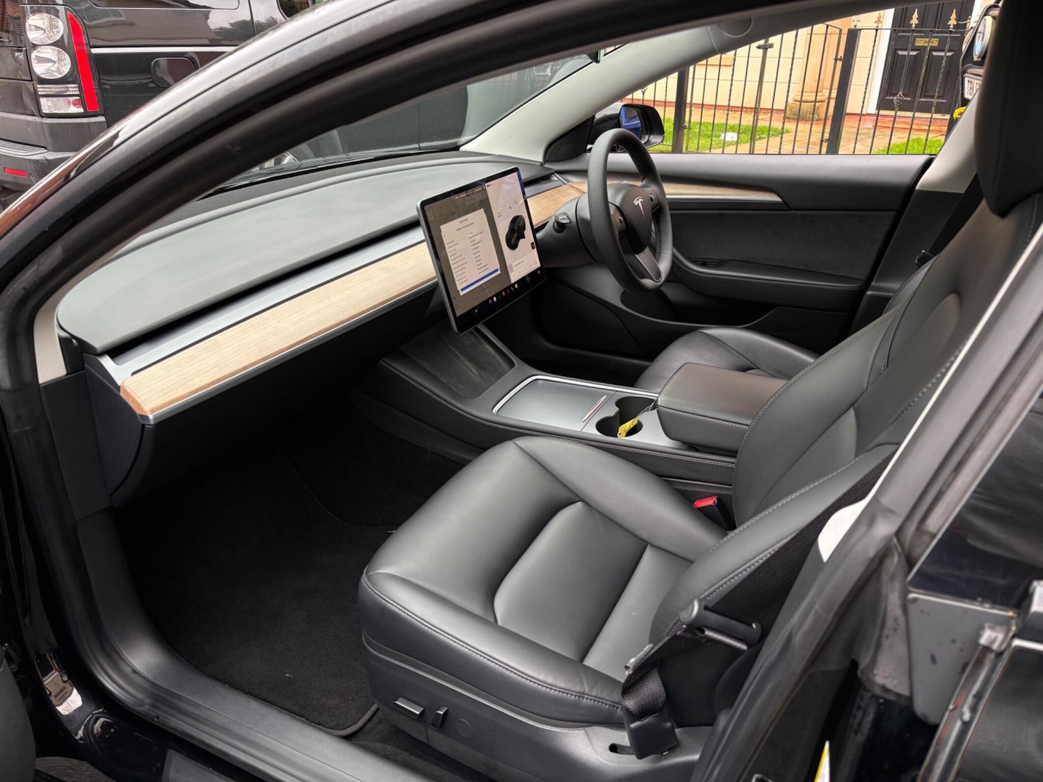Used Tesla Model 3 2021 for sale - 76136401: Photo 15