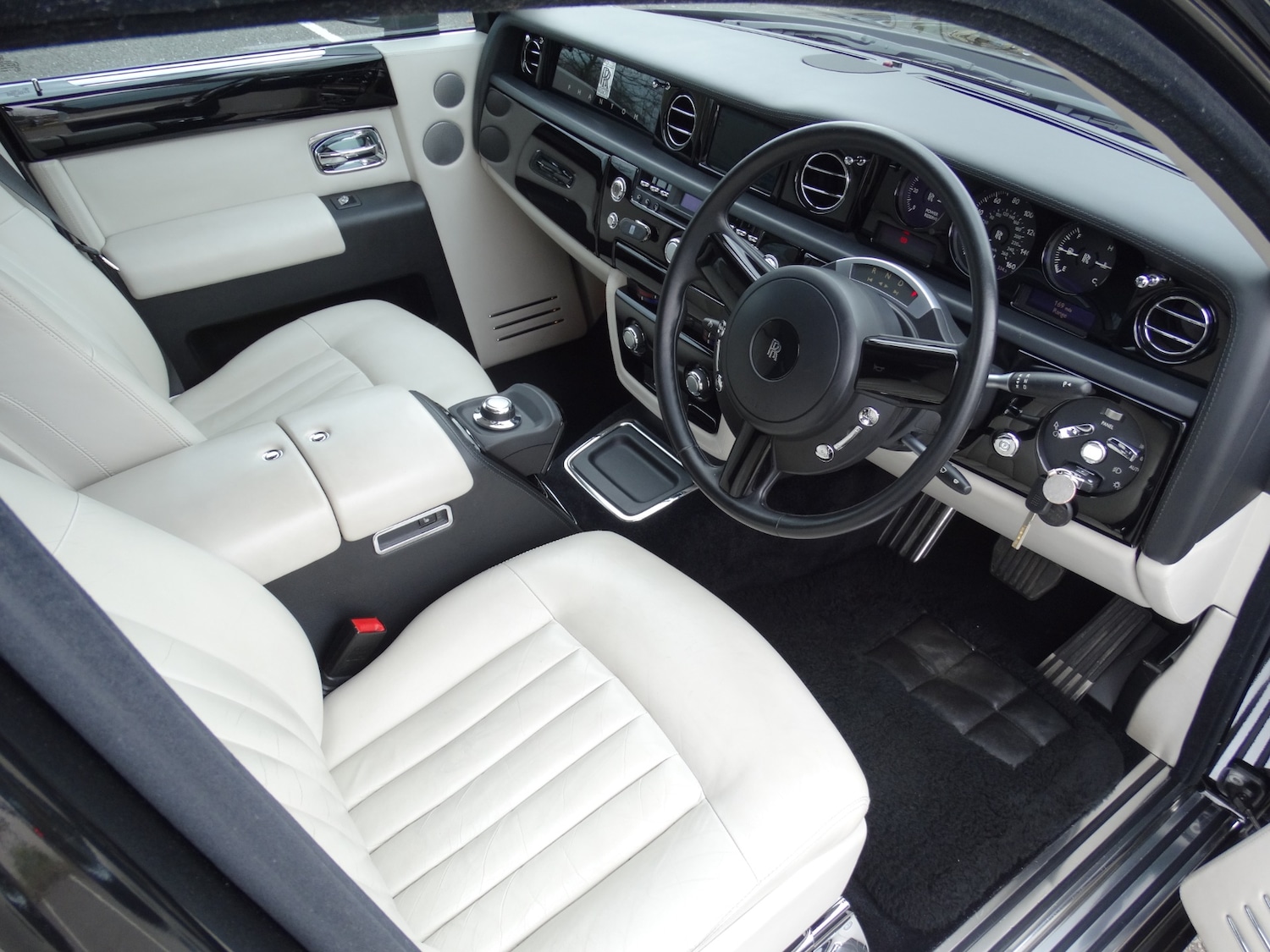 Used Rolls-Royce Phantom 2011 for sale - 77601873: Photo 4