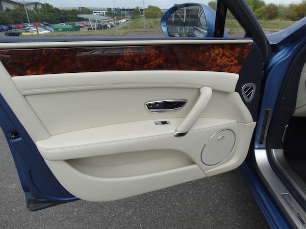 Used Bentley Flying Spur 2014 for sale - 75653122: Photo 12