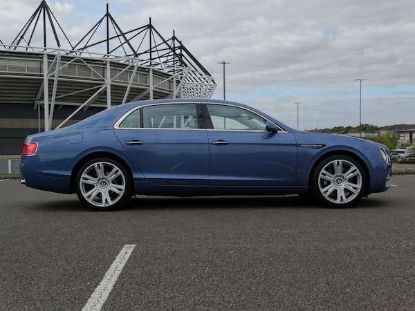 Used Bentley Flying Spur 2014 for sale - 75653122: Photo 2
