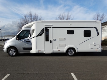 Renault Master feature image