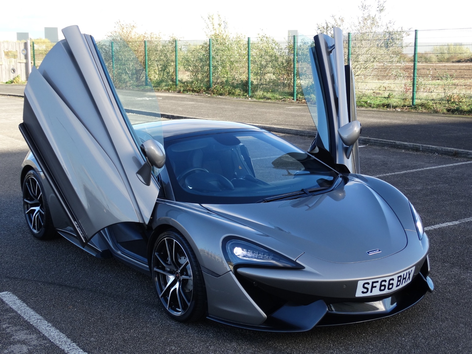 Used McLaren 570GT 2016 for sale - 76384650: Photo 11