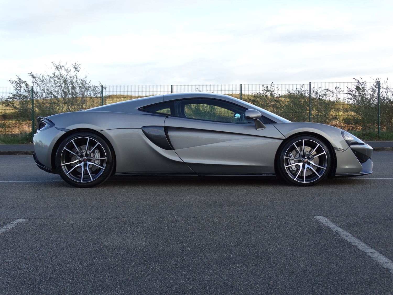 Used McLaren 570GT 2016 for sale - 76384650: Photo 12