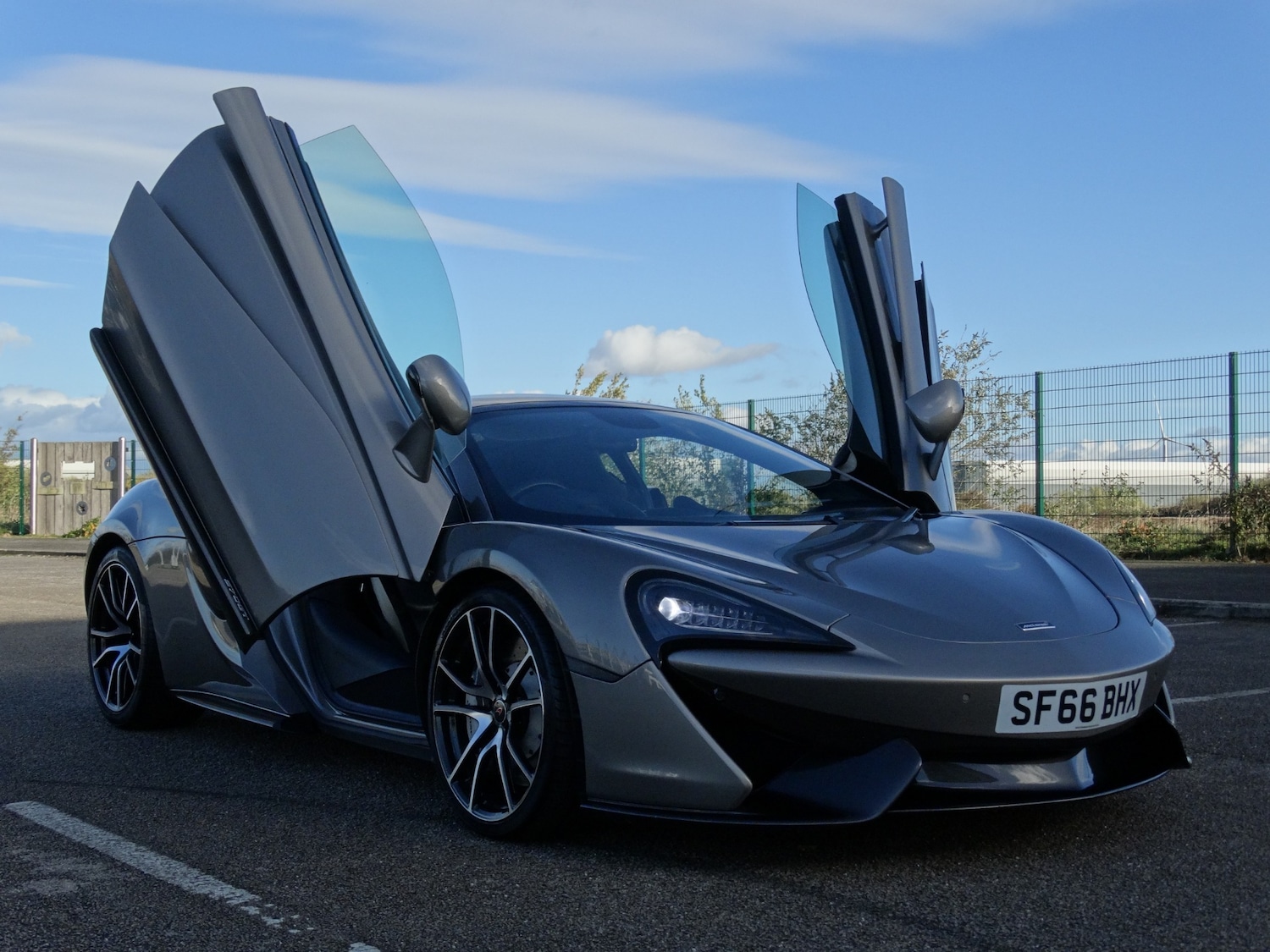Used McLaren 570GT 2016 for sale - 76384650: Photo 23