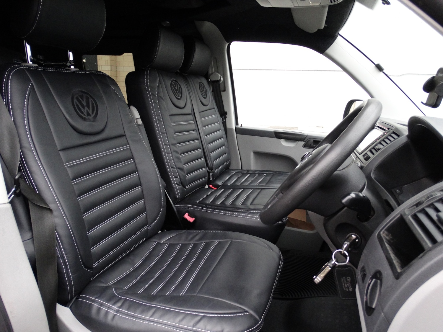 Used Volkswagen Transporter 2011 for sale - 77618376: Photo 11