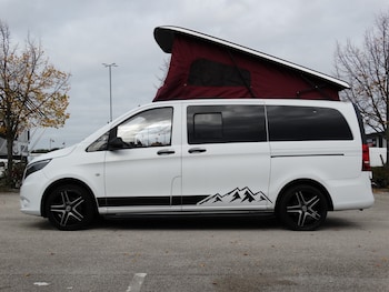Used Mercedes-Benz Vito 2018 for sale - 76207531: Photo 2