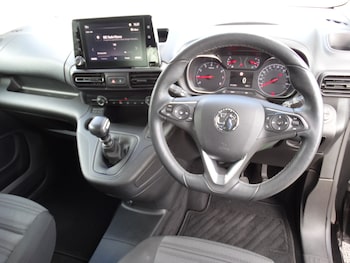 Used Vauxhall Combo Life 2021 for sale - 78627247: Photo