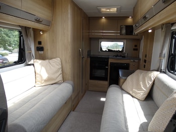 Used Peugeot Boxer 2020 for sale - 79299389: Photo