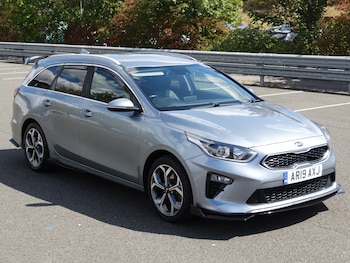 Used Kia Ceed 2019 for sale - 79571789: Photo
