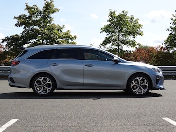Used Kia Ceed 2019 for sale - 79571789: Photo
