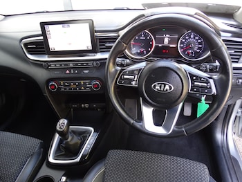 Used Kia Ceed 2019 for sale - 79571789: Photo
