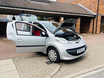 Used Peugeot 107 2008 for sale - 76801944: Photo